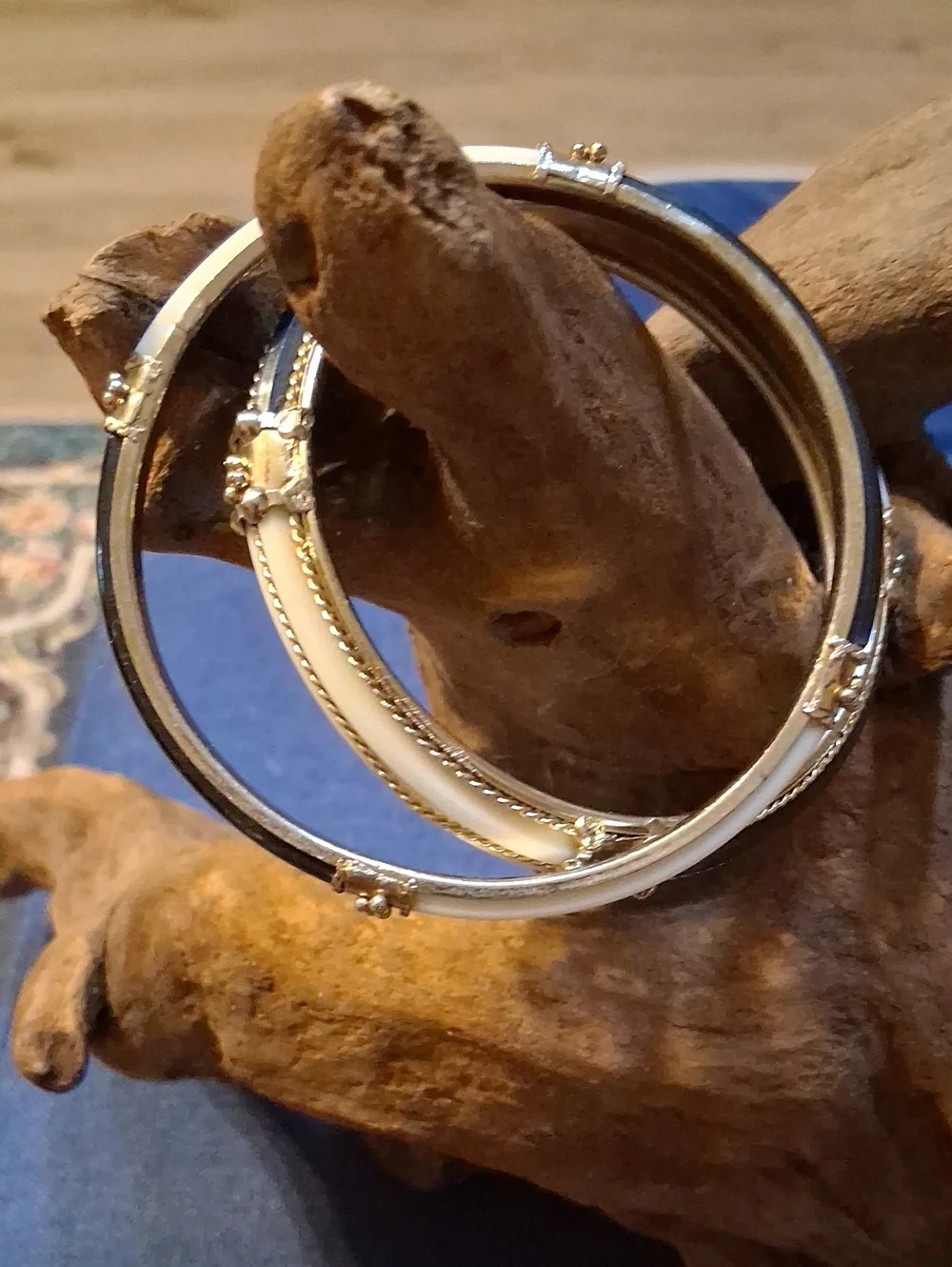 1960's Vintage Elegant White and Gold Two-Tone Bangle Bracelet